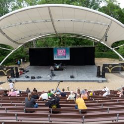 Uitverkocht Zuiderparktheater voor eerste ‘anderhalvemeterfestival’ van Nederland