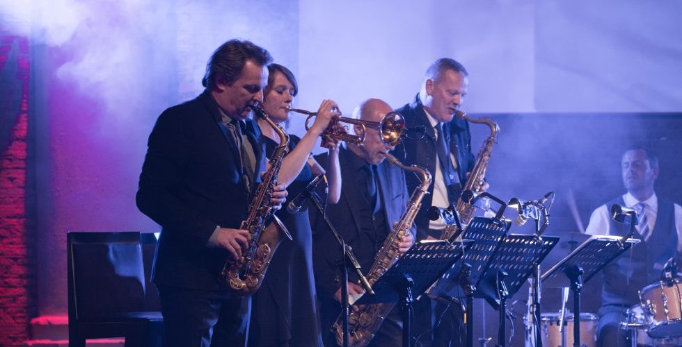 GRAND LADY'S OF SWING – ROUND MIDNIGHT ORCHESTRA (gratis)