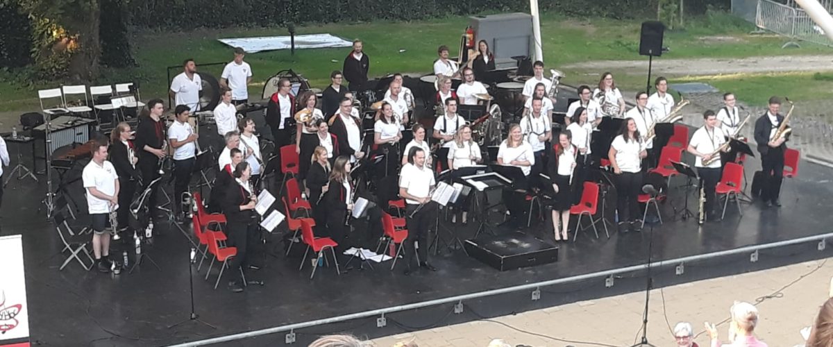 Zomerconcert door Ad hoc orkest